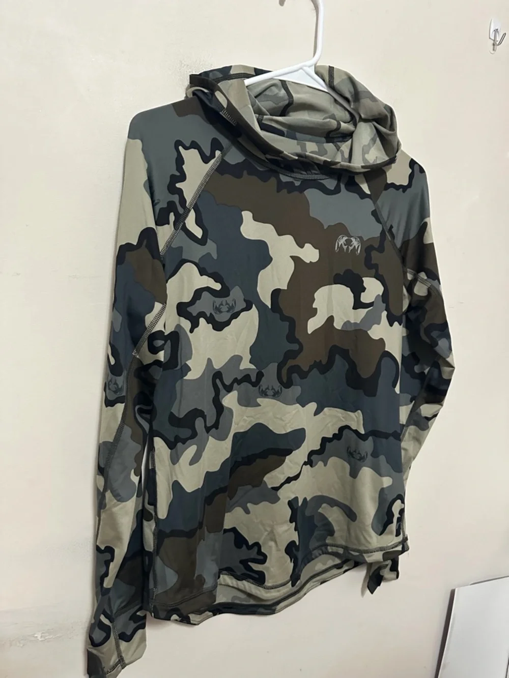 KUIU Gila Camo Performance Top  Women’s Size Small Green & Black - Picture 3 of 15